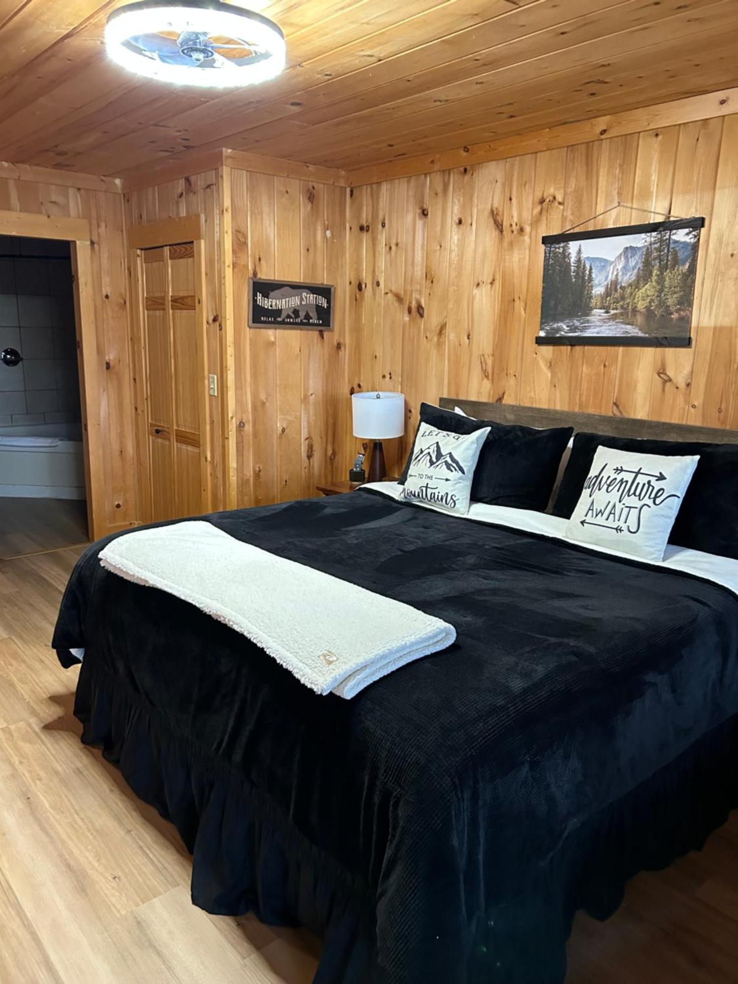 Classy Bear Cabin Gatlinburg Exterior photo